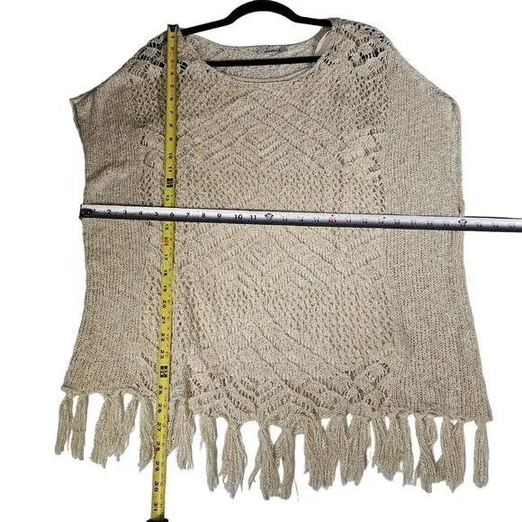 One World Womens Size M Cream Bohemian Crochet Fringe Layered Sweater Beach BOHO - Picture 8 of 11